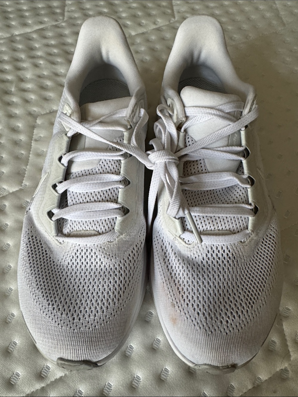 Nike White Women's Breathable Mesh Running Shoes Pegasus 41